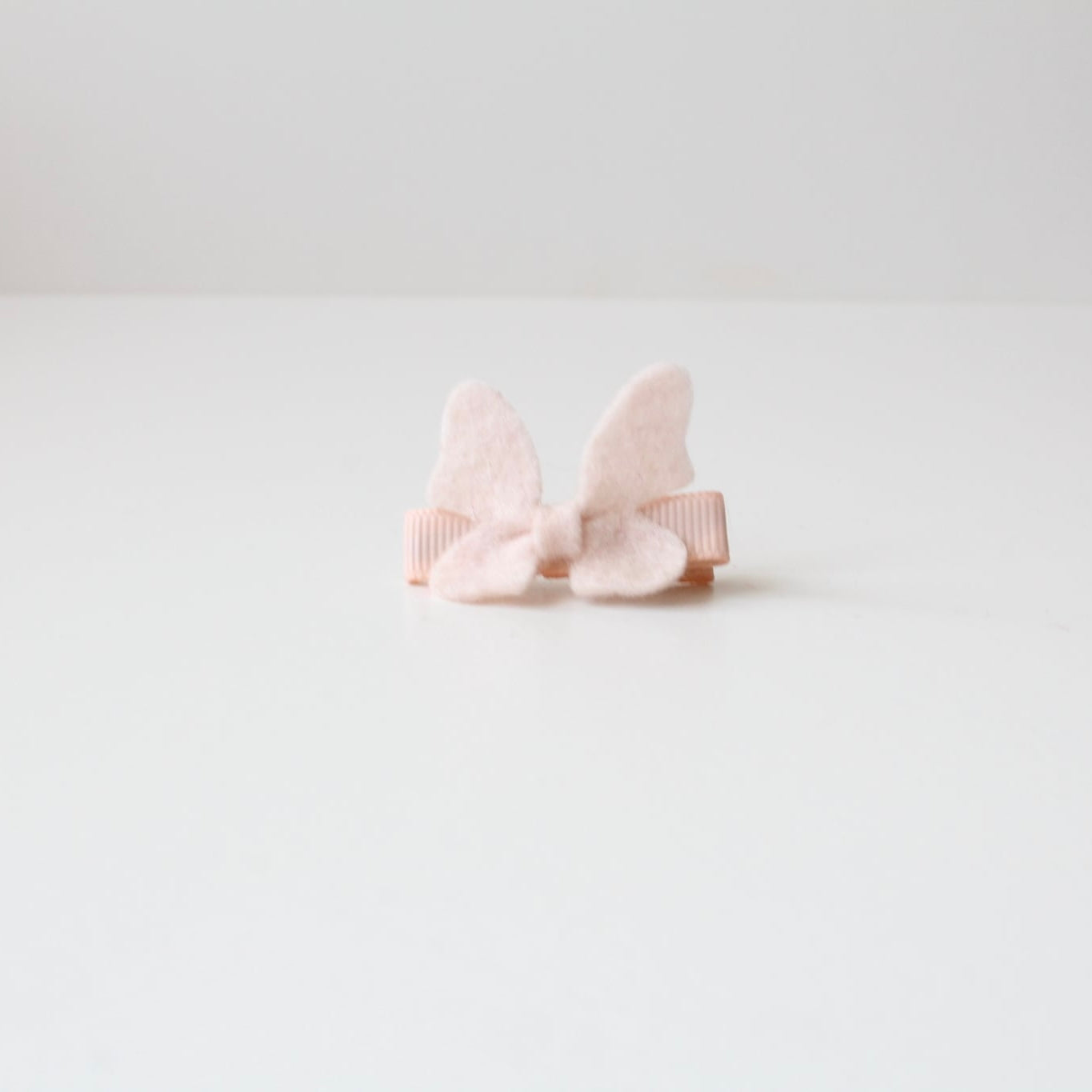 Felt butterflys on lined clip | 26 Colours