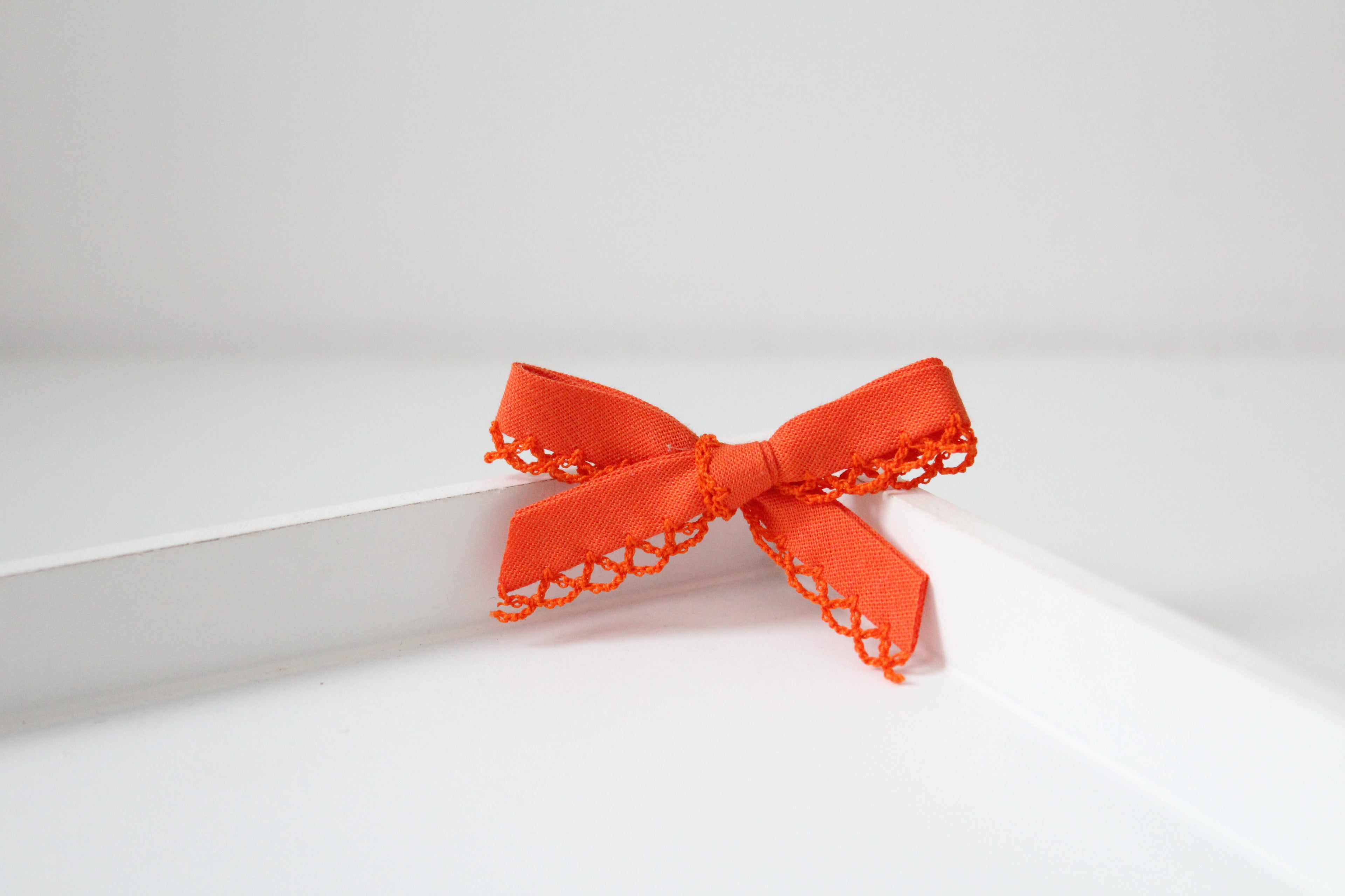 Hand tied bows | 16 Colours