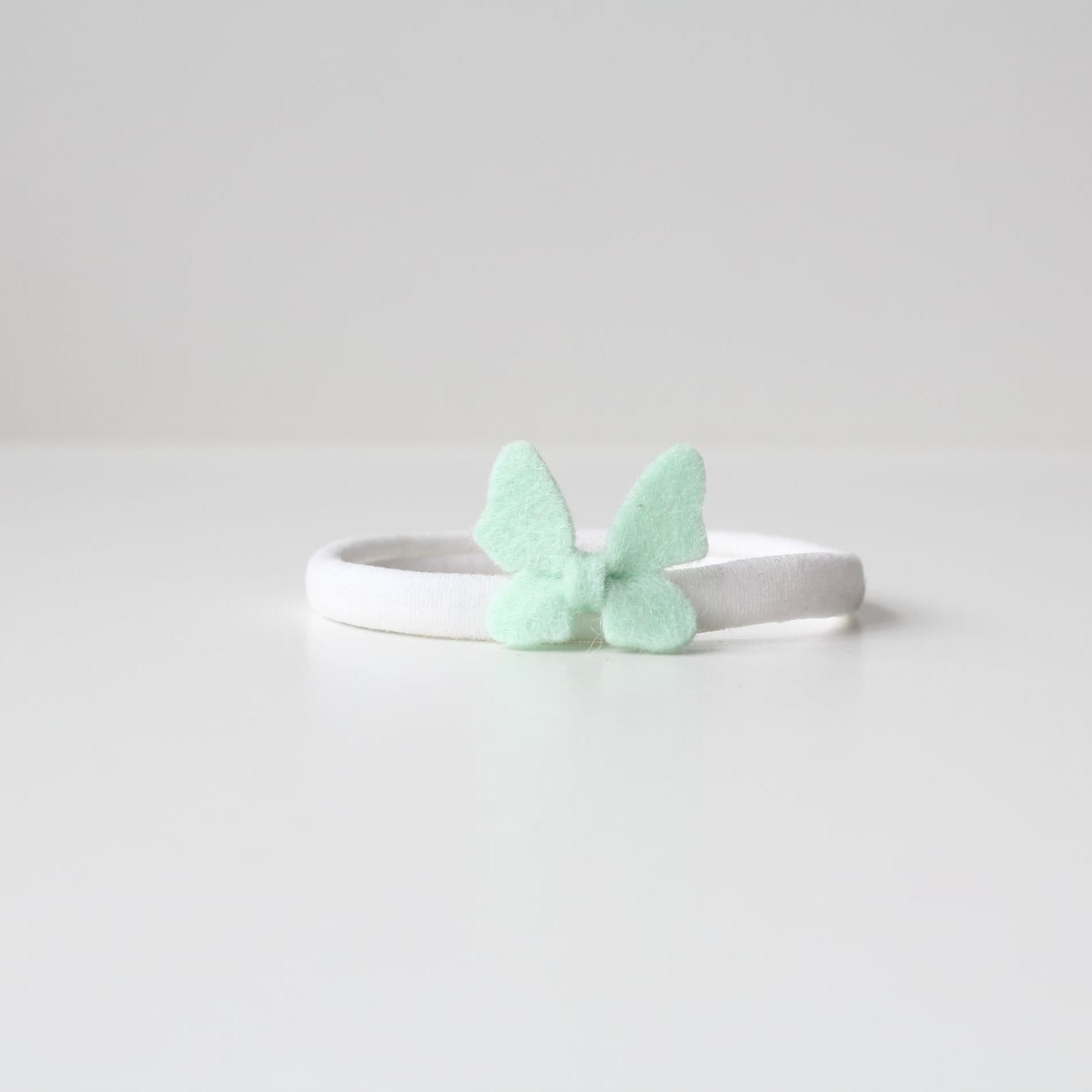 Felt butterflys | 26 Colours | 2 Sizes | Clip or headband