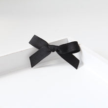 Load image into Gallery viewer, Hand tied ribbon bow clips - 42 Colours
