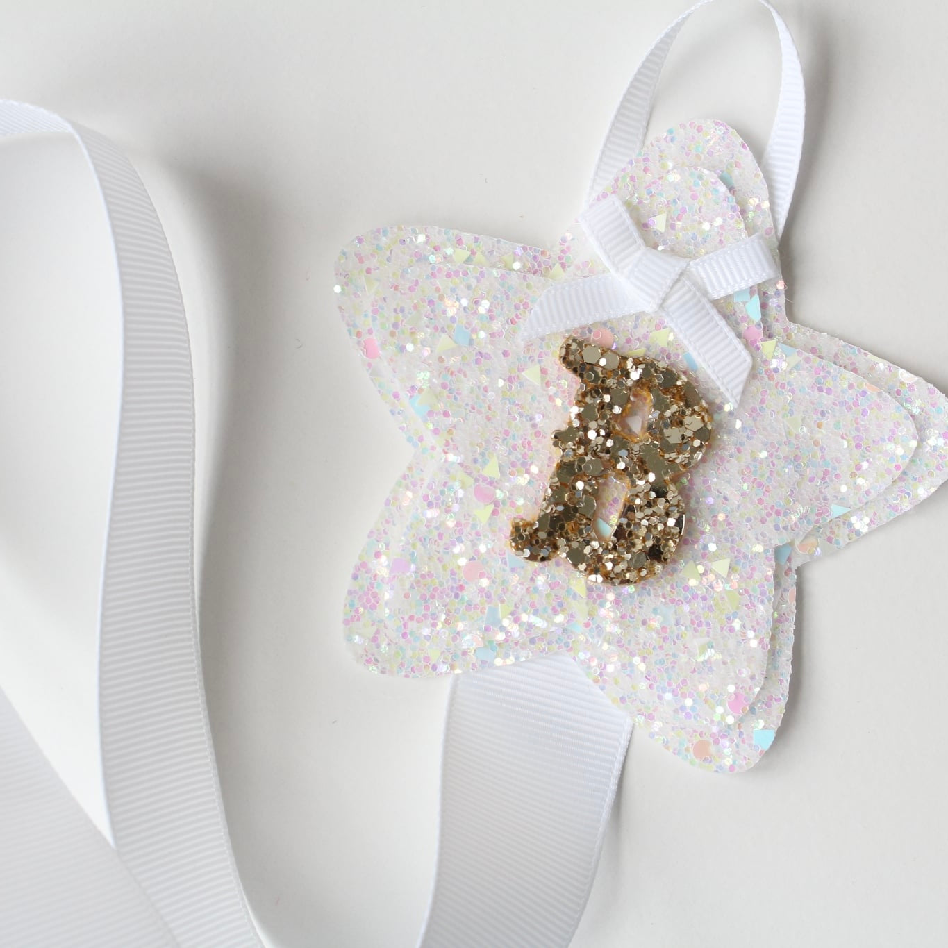 Star clip holder - Pastel white