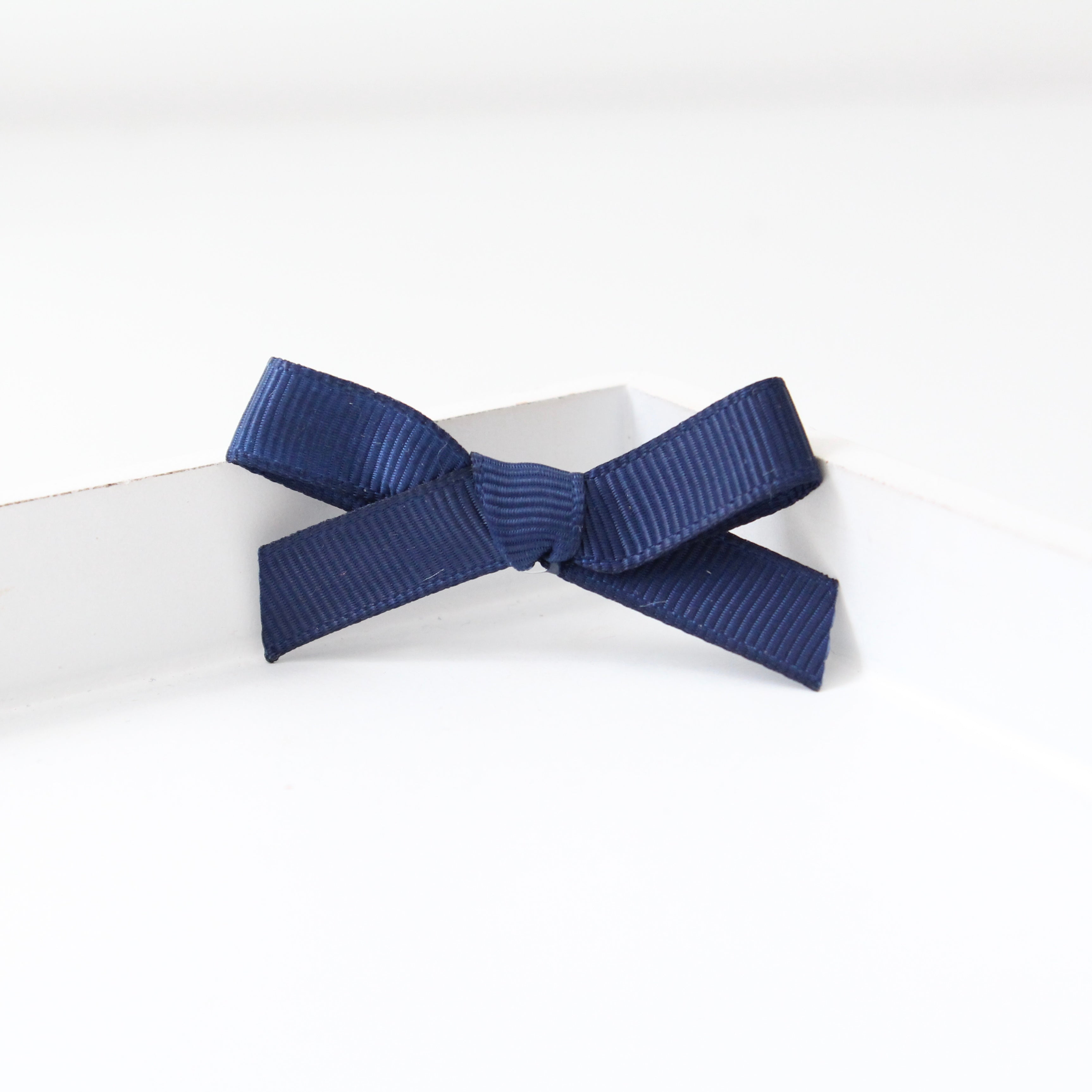 Hand tied ribbon bow clips | 41 Colours