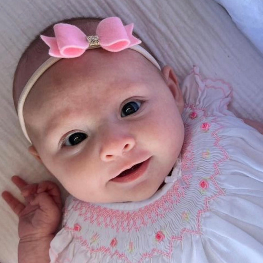 Small vintage bows with gold centre  | 12 Colours | Clip or headband