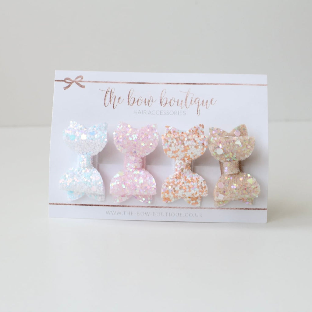 Petite deluxe set of 4 bows l clips or bobbles