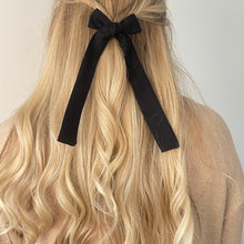Load image into Gallery viewer, Luxury linen look sweetheart bow | Clip or bobble