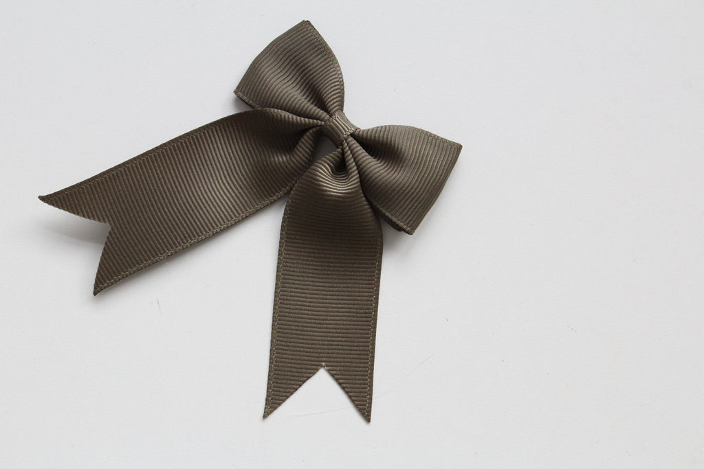 Personalised tail pinch ribbon bows | 33 colours | Clip or bobble