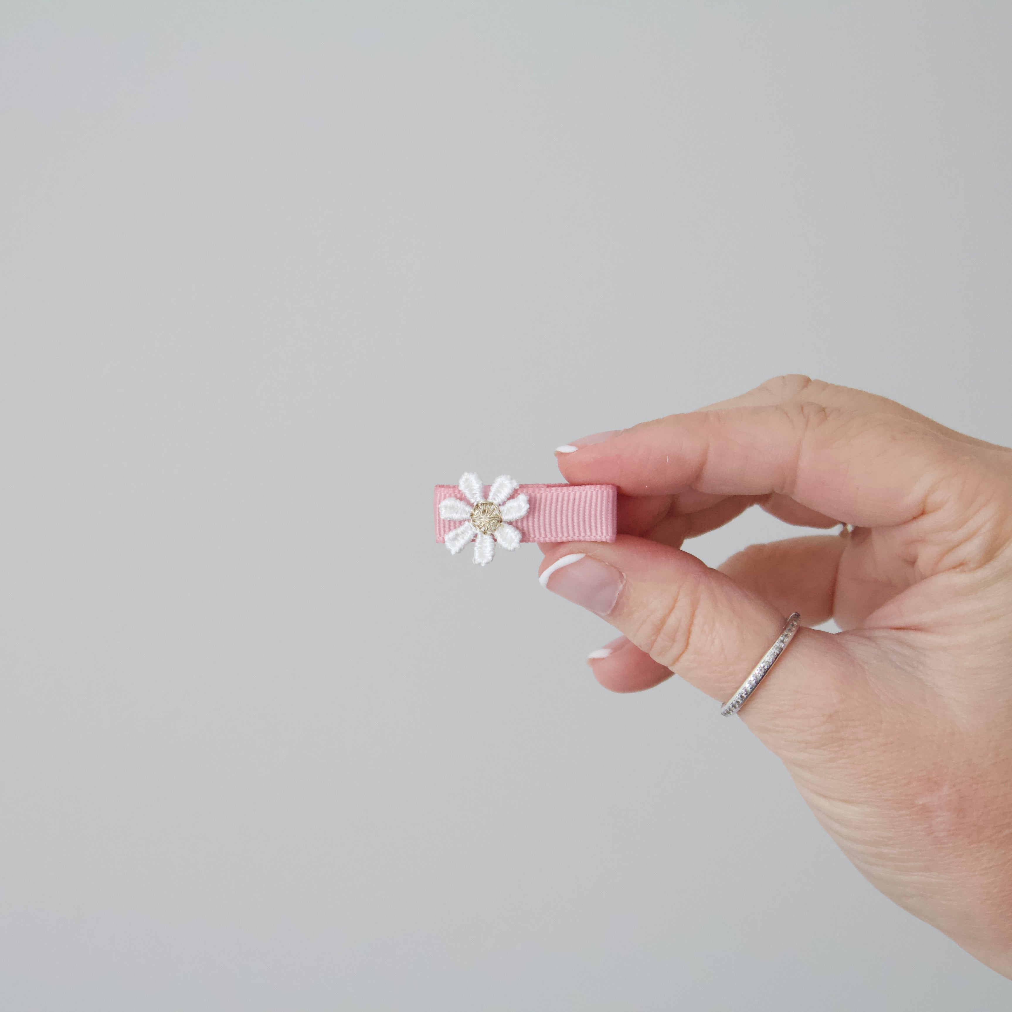 My first delicate clips | 15 colours