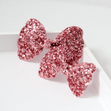 Load image into Gallery viewer, Blush scalloped glitter bows