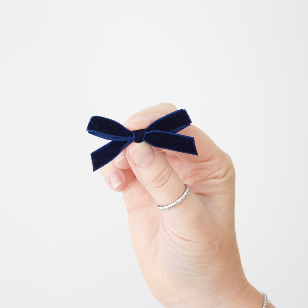 Mini velvet bows | 16 Colours | Clip or headband