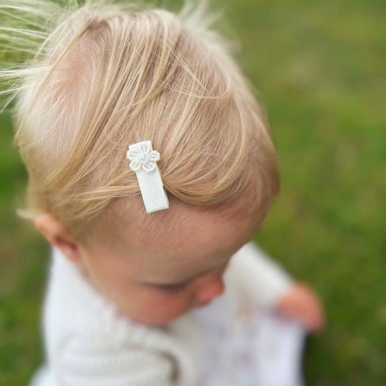 My first delicate flower clip | 4 Colours