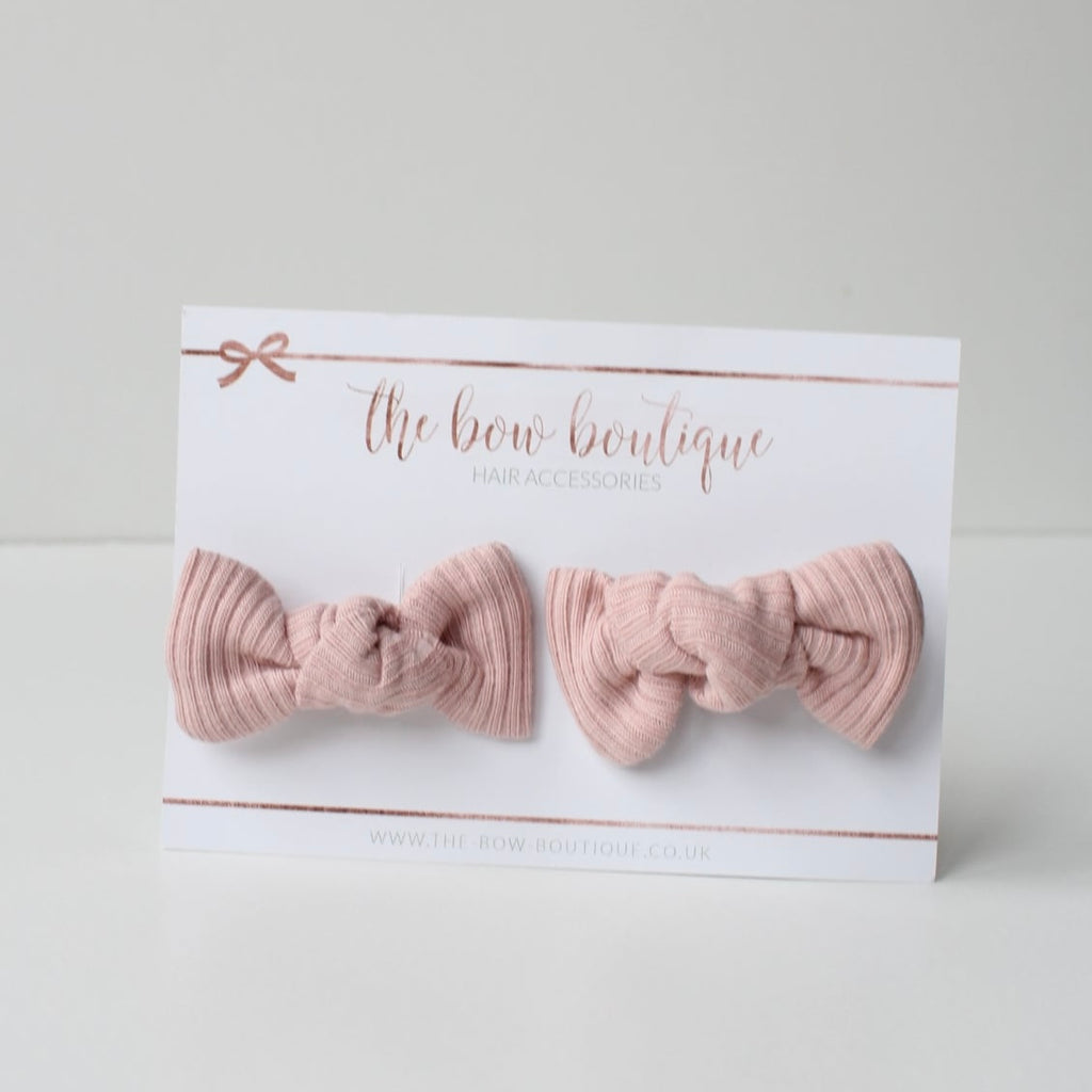 My first pigtail clip set | Nude pink petite knot