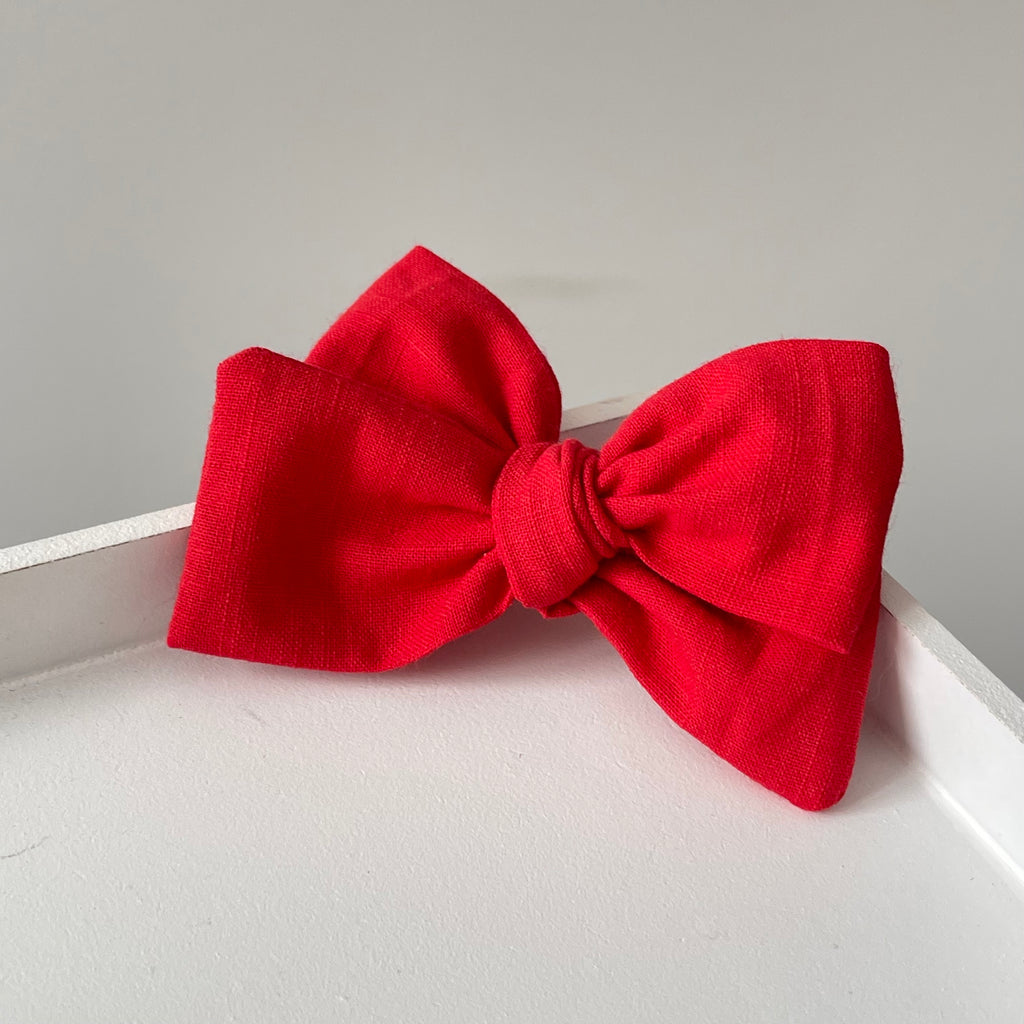 Red bows | 3 Bow styles | Option to personalise | Clip, headband or bobble