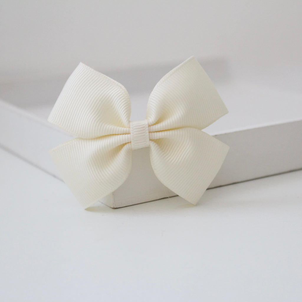 Double pinch ribbon bows | 32 colours | Clip or bobble