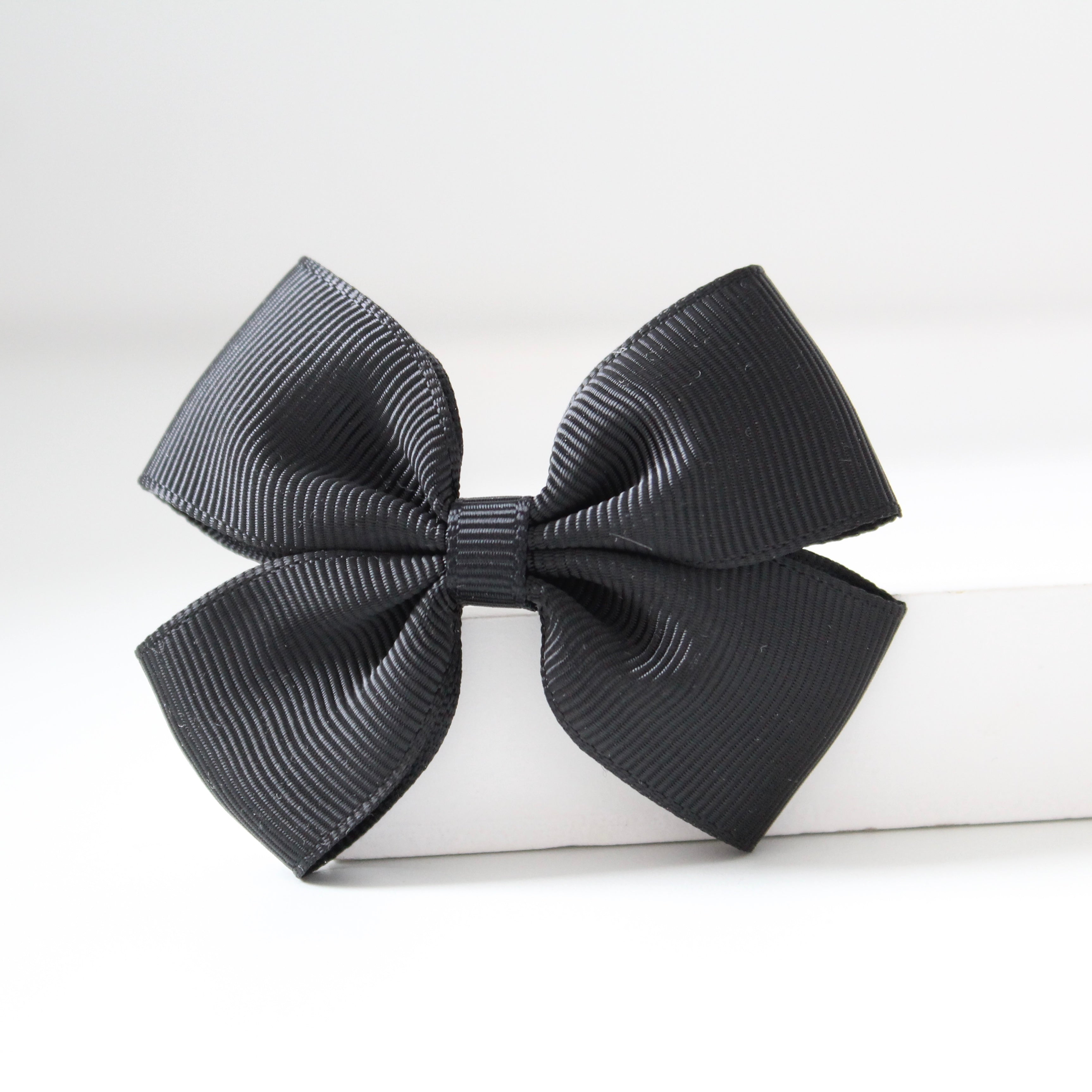 Double pinch ribbon bows | 32 colours | Clip or bobble