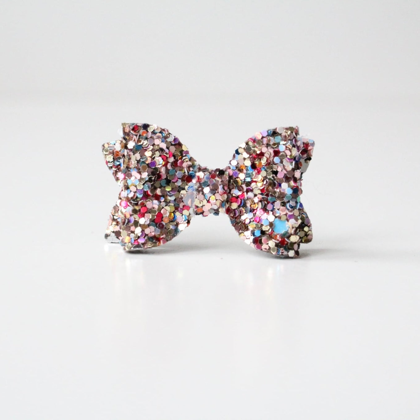Limited edition | Petite deluxe glitter bows | 11 Colours | Clip or Bobble