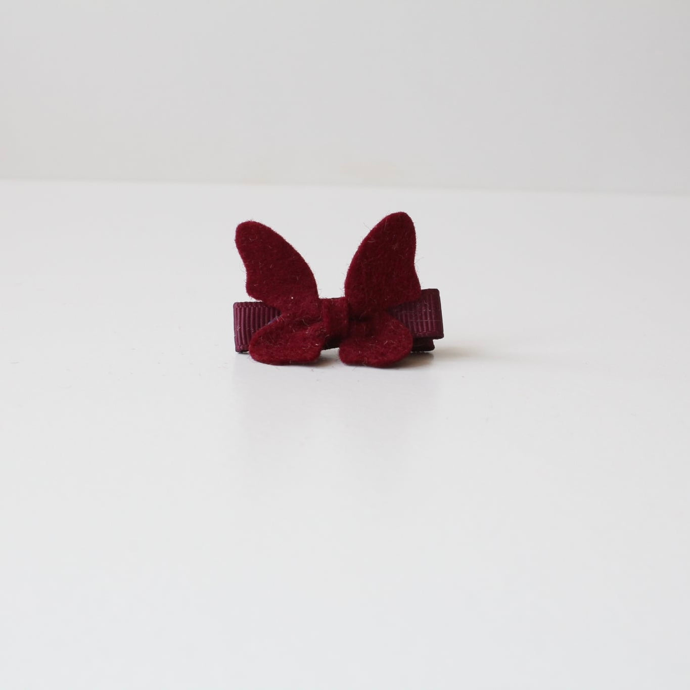 Felt butterflys on lined clip | 26 Colours