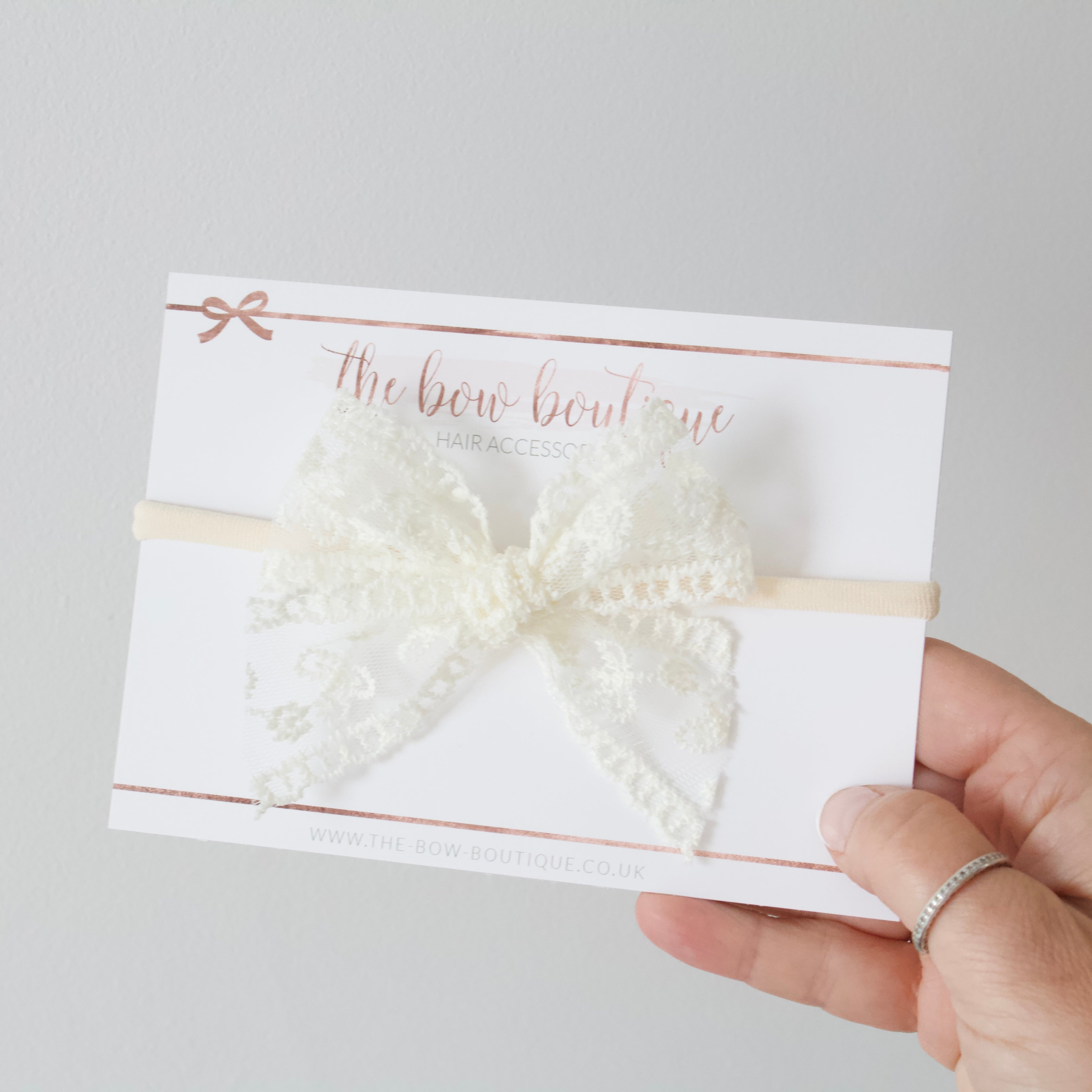 Cream lace bow | Clip or headband