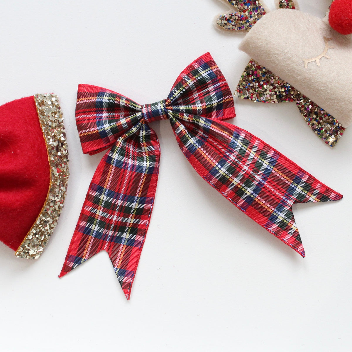 Traditional tartan tail pinch ribbon bow | Clip or bobble
