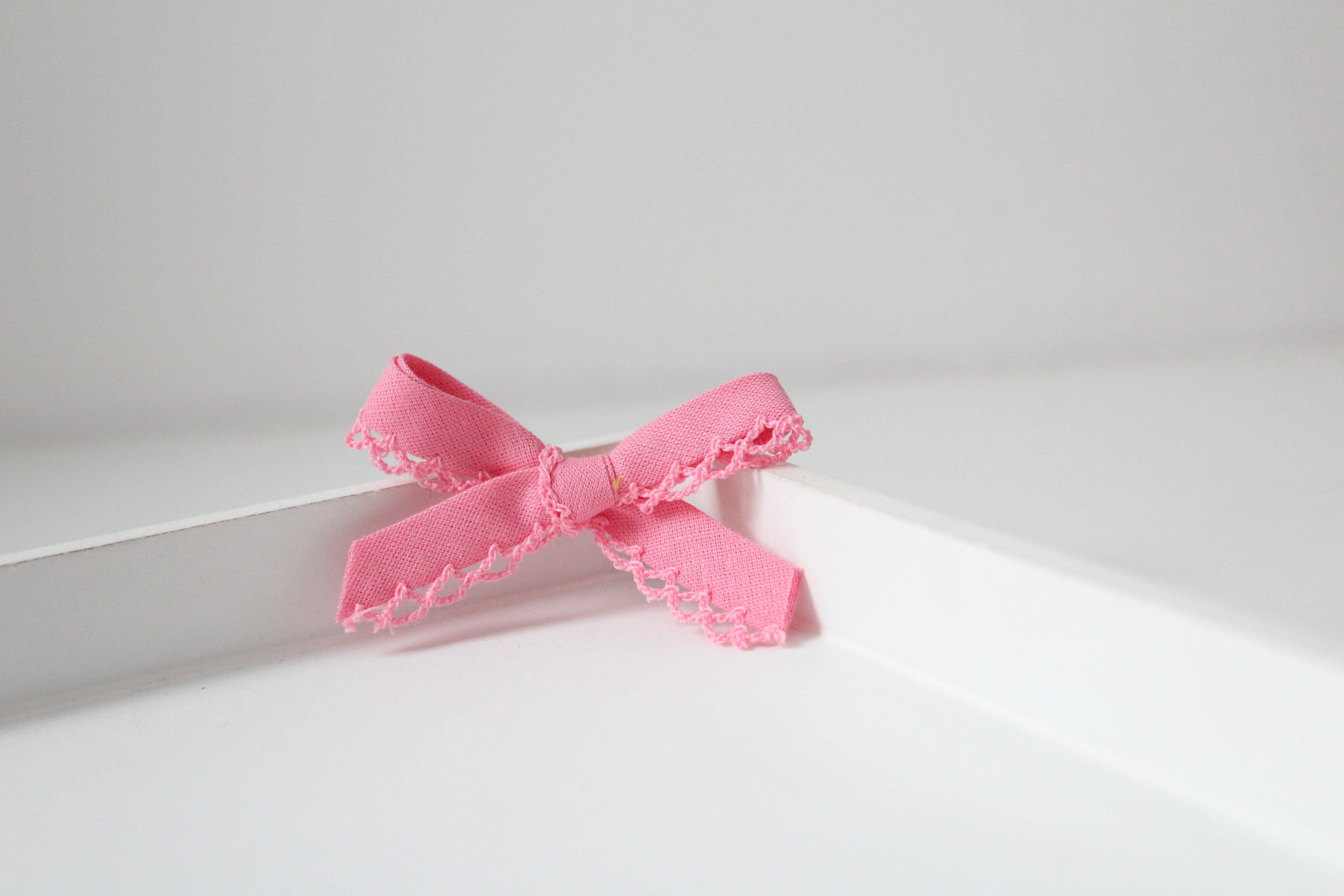 Hand tied bows | 16 Colours