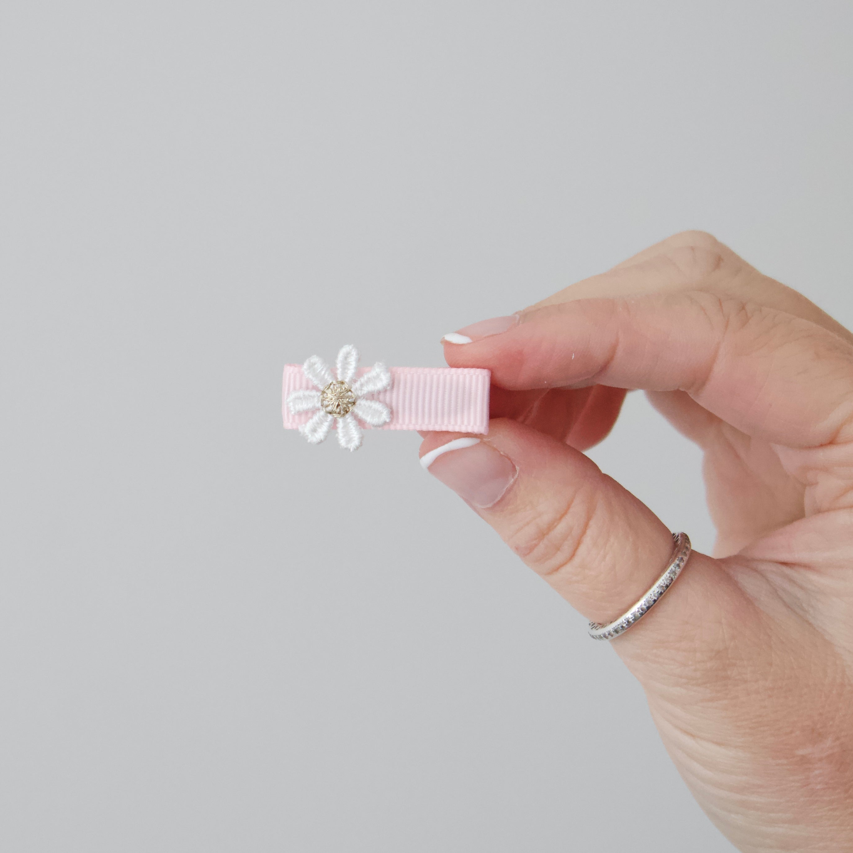My first delicate clips | 15 colours