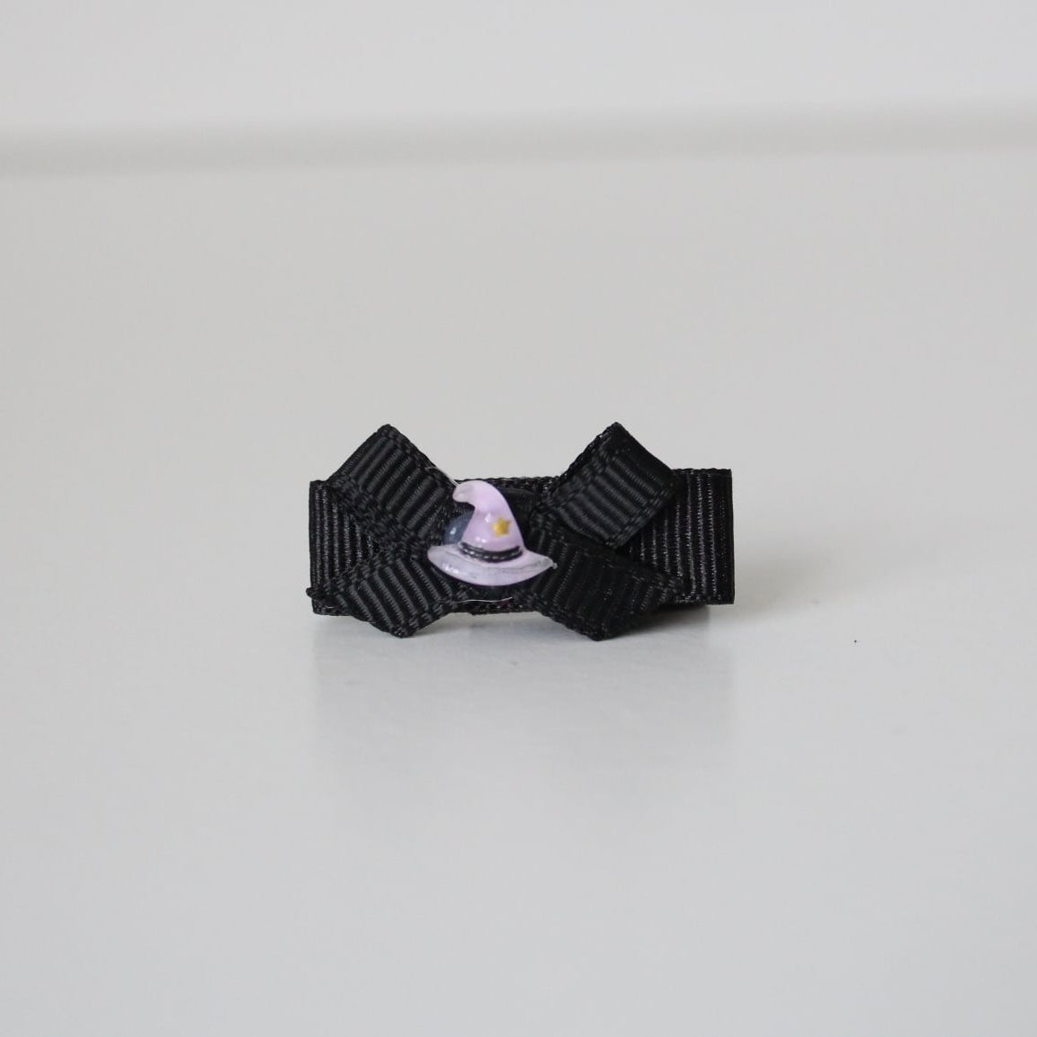My first ribbon halloween bow clips