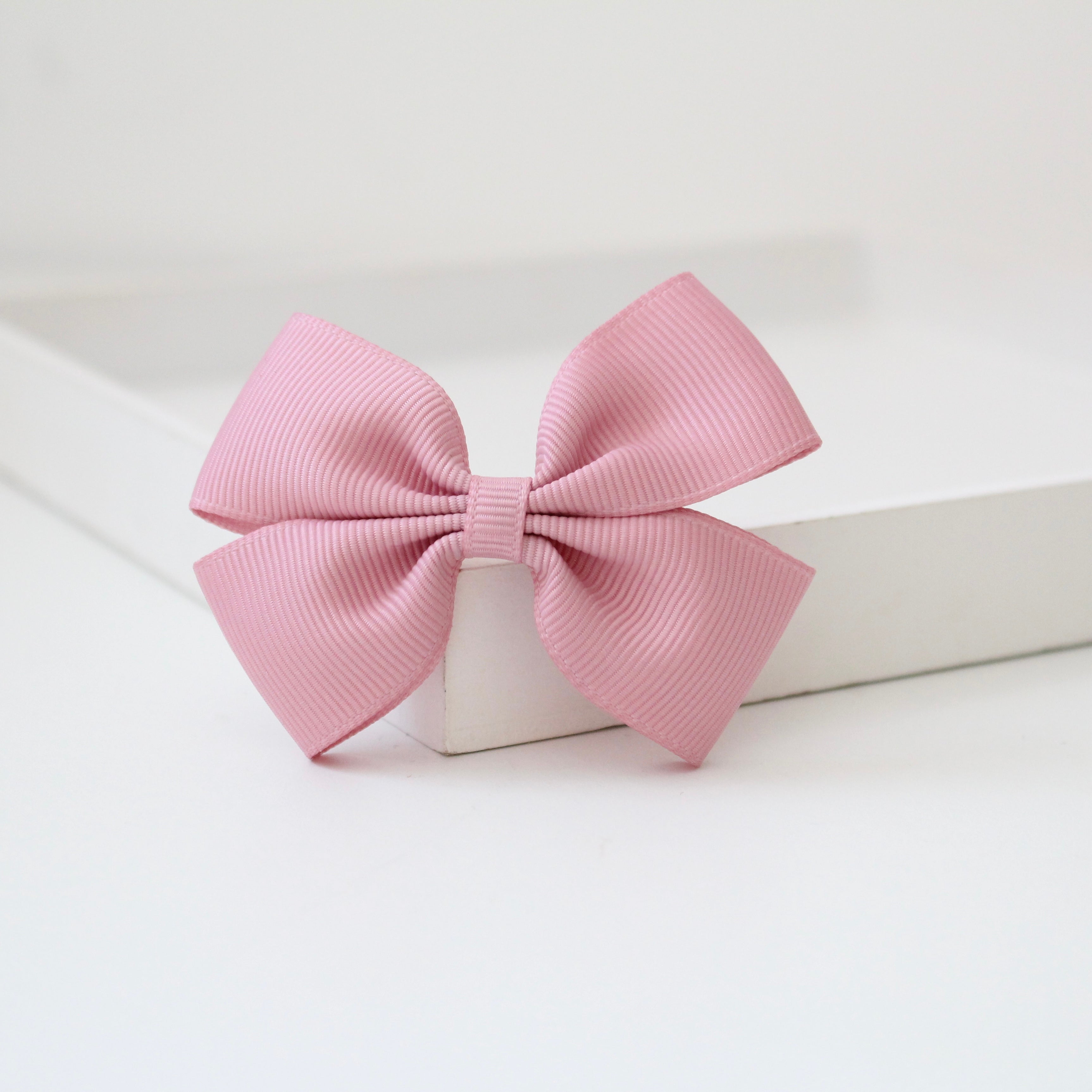 Double pinch ribbon bows | 32 colours | Clip or bobble