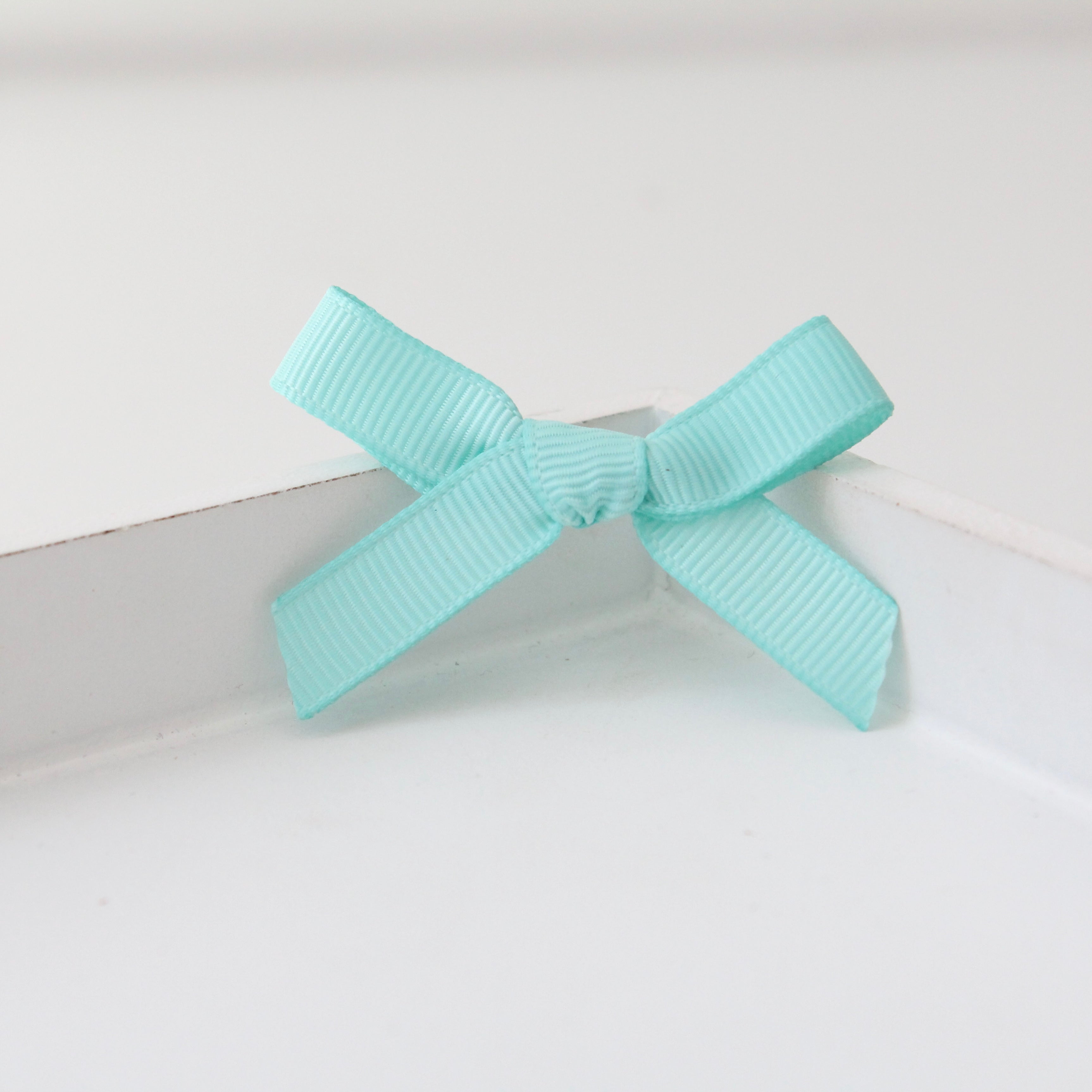 Hand tied ribbon bow clips | 41 Colours