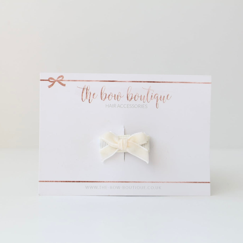 My petite velvet bow | 6 colours | Clips & headbands