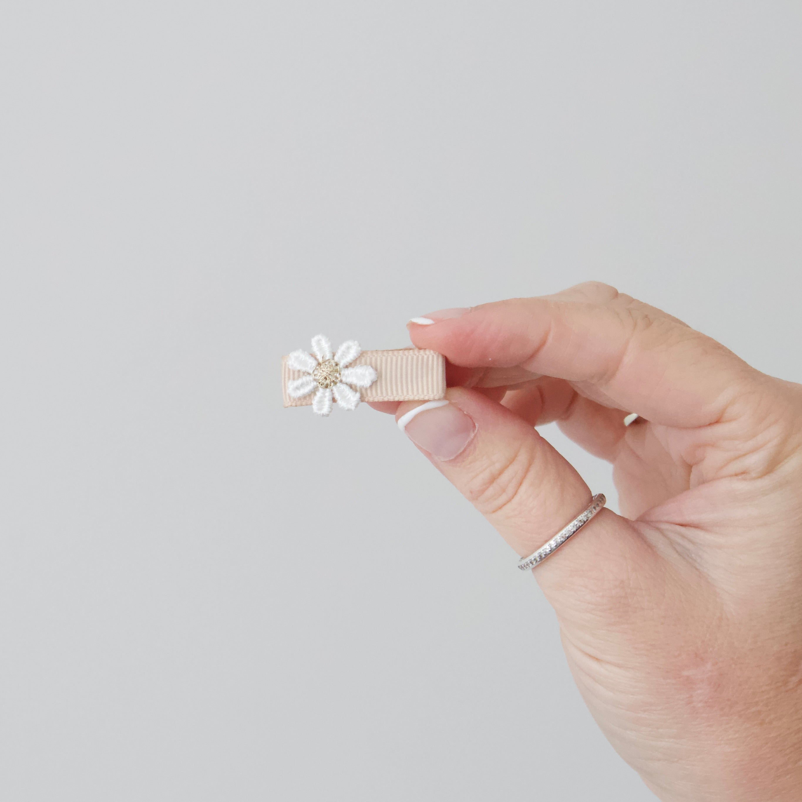 My first delicate clips | 15 colours