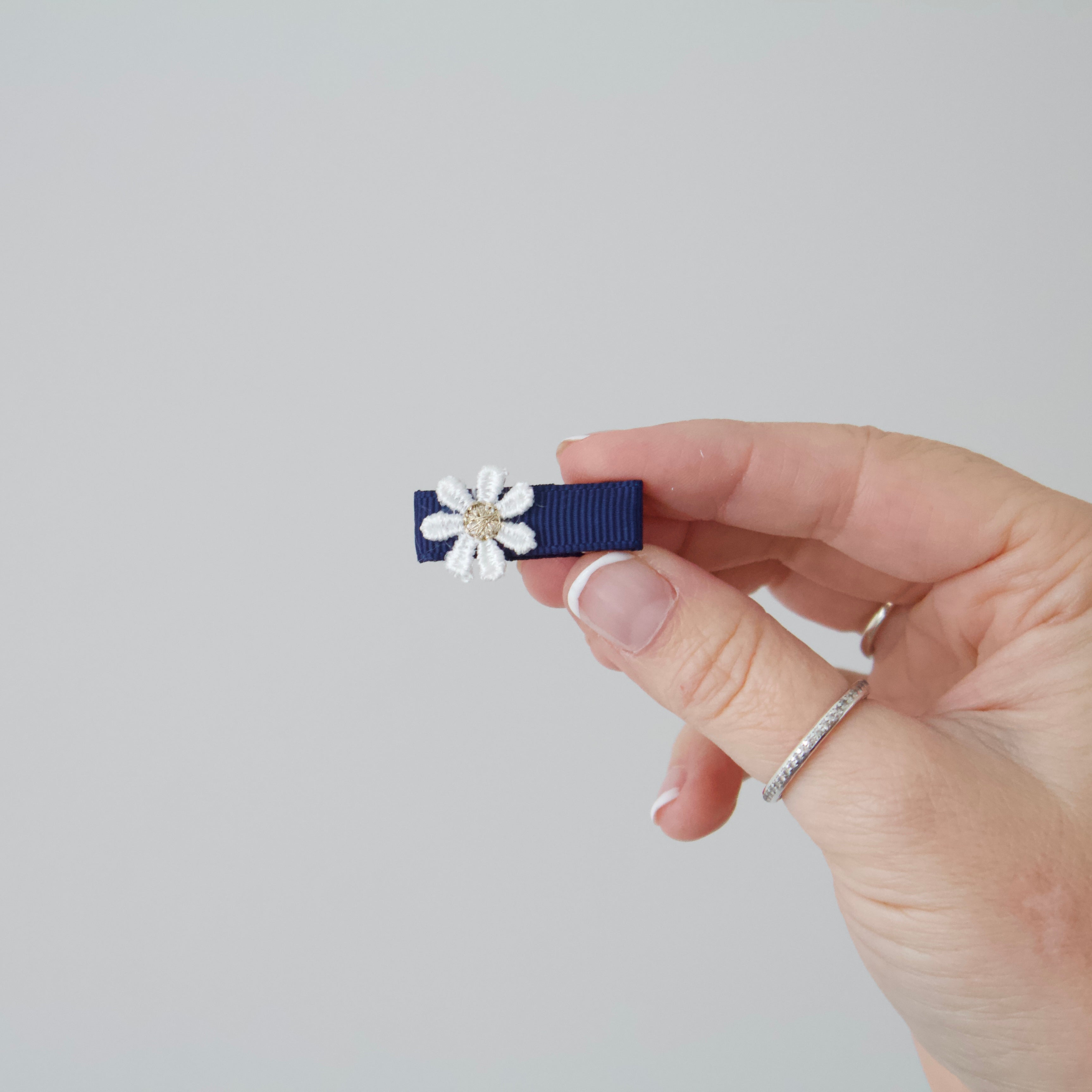 My first delicate clips | 15 colours