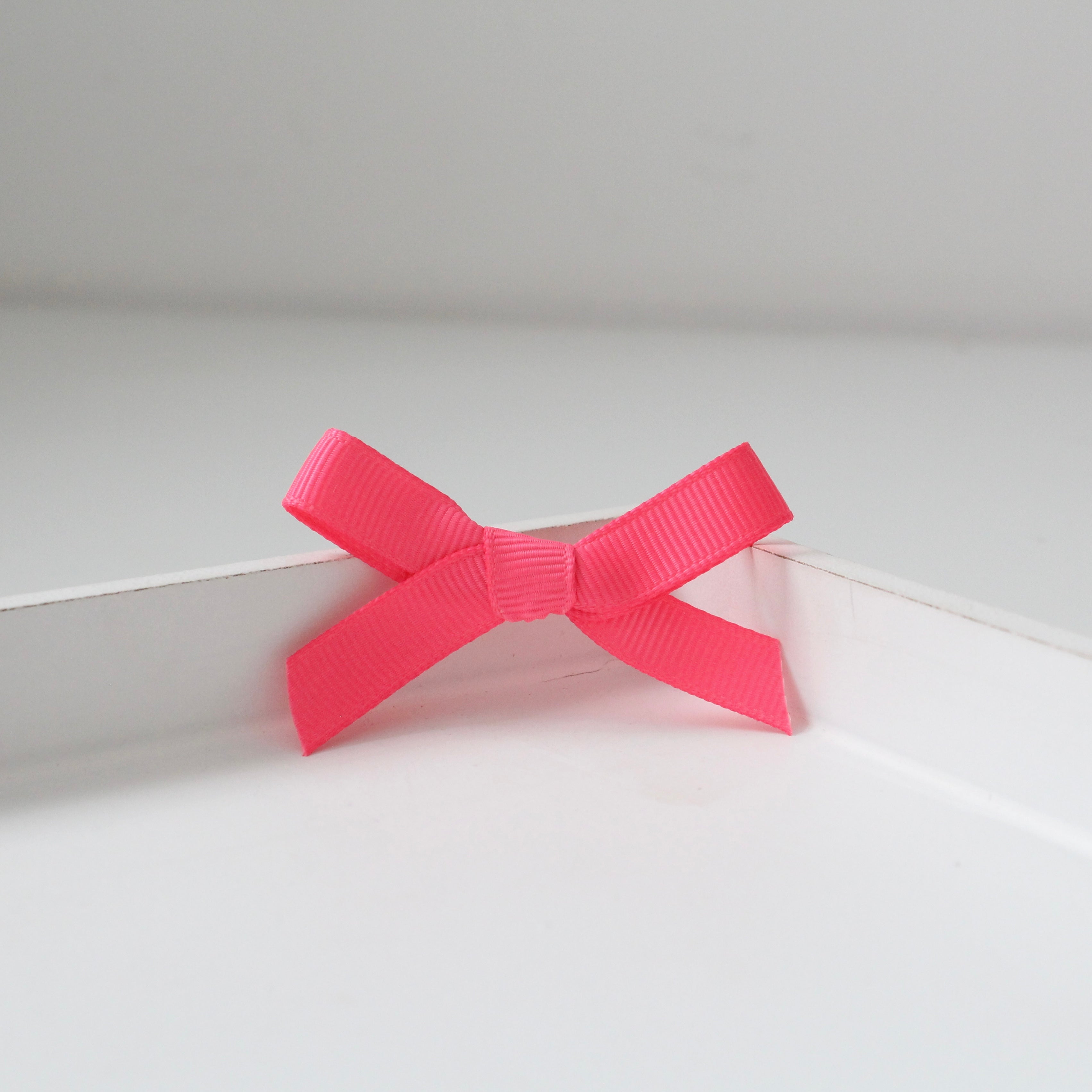 Hand tied ribbon bow clips | 41 Colours