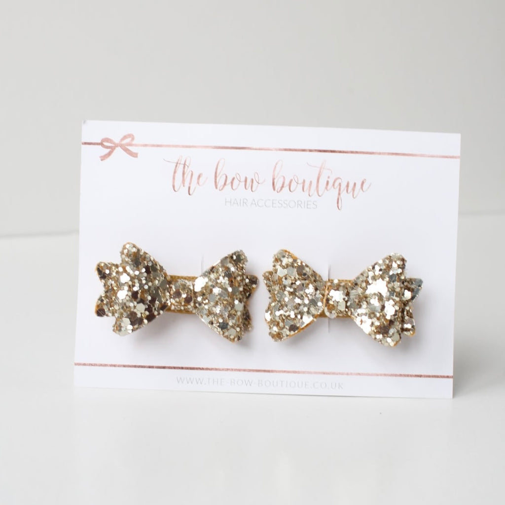 My first pigtail clip set | Gold mini baby