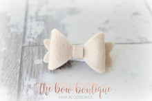 Load image into Gallery viewer, Medium baby felt bows (25 Colours)