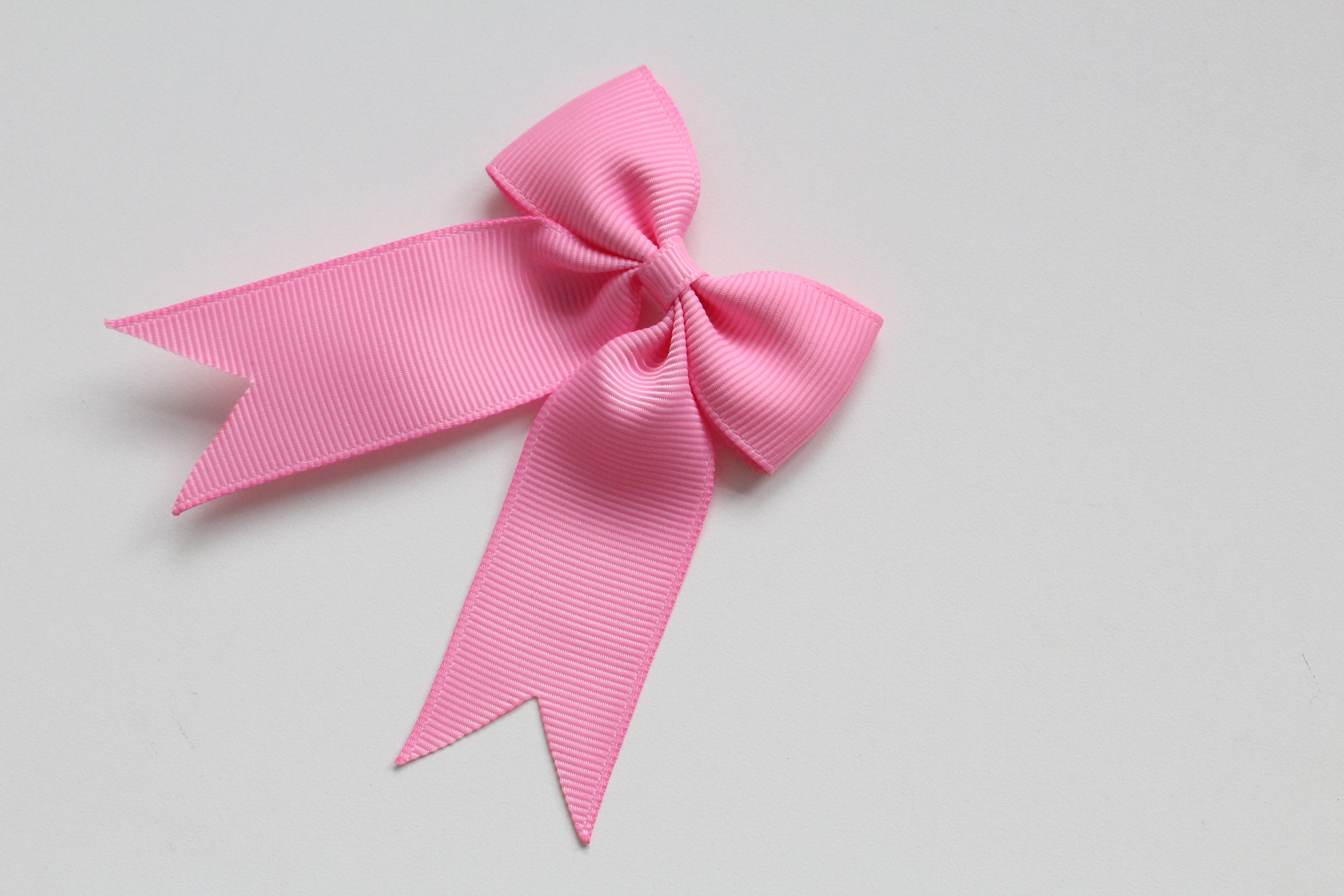 Personalised tail pinch ribbon bows | 33 colours