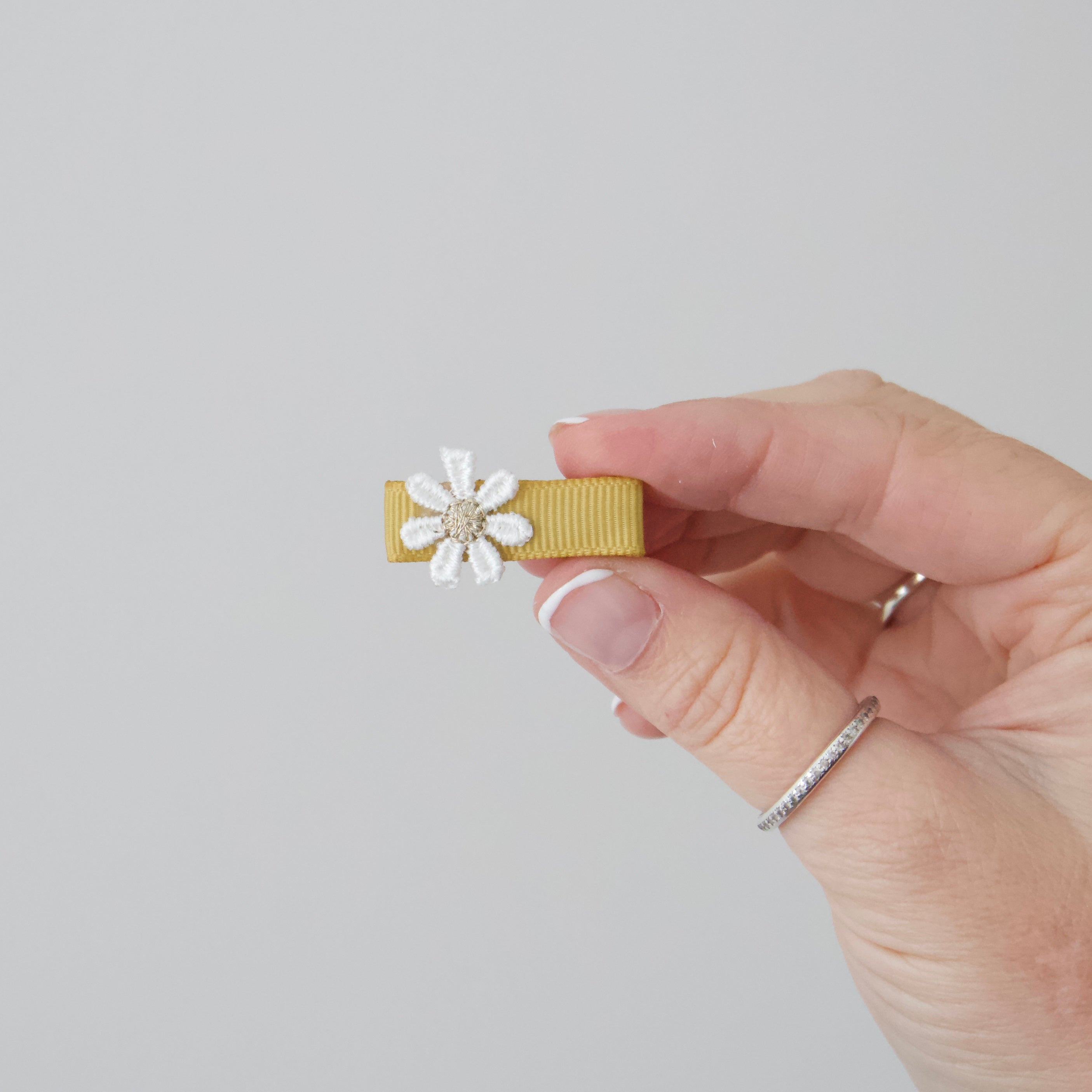 My first delicate clips | 15 colours