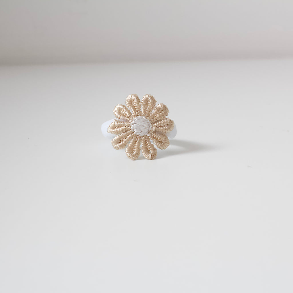 Large delicate bobbles | 2 colours