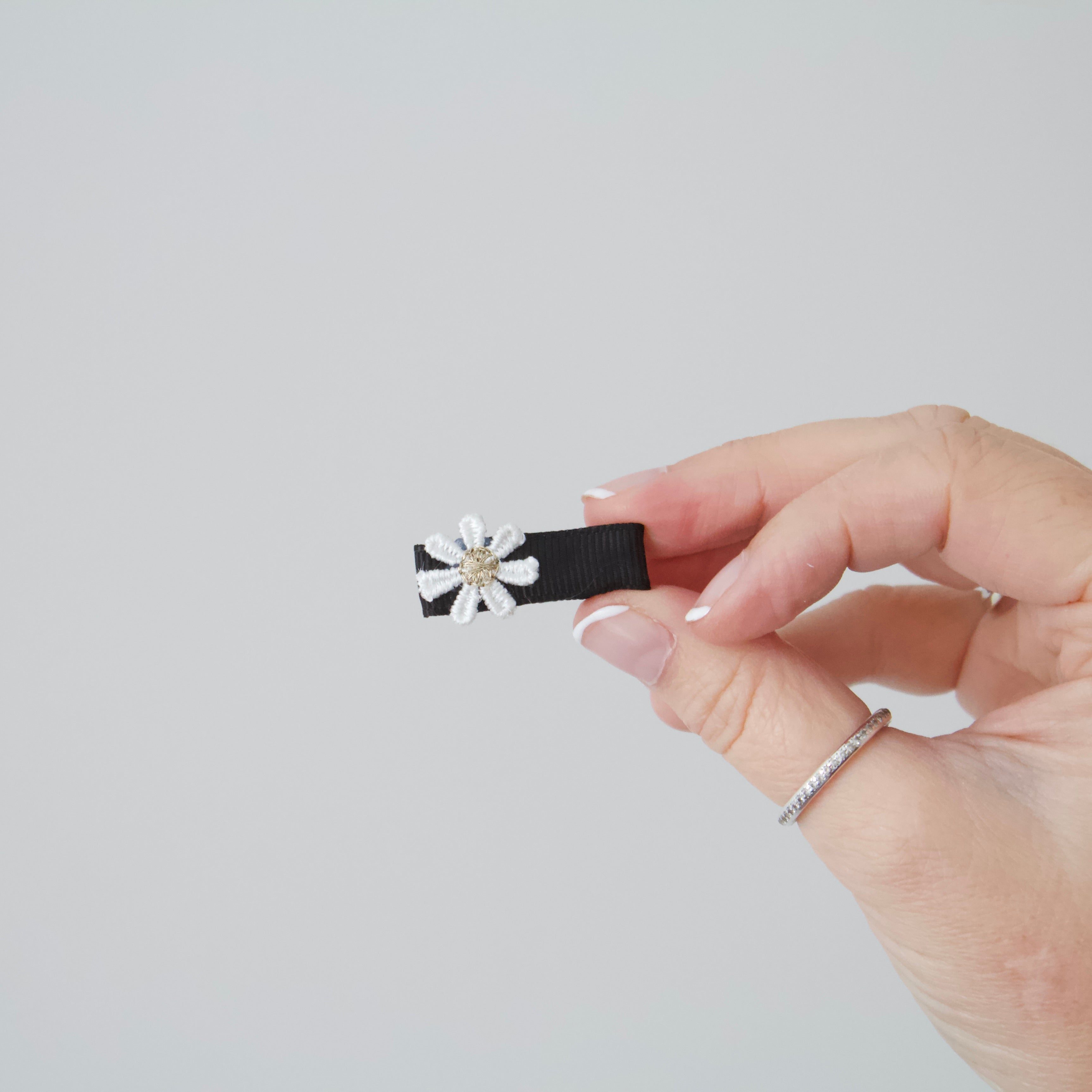 My first delicate clips | 15 colours