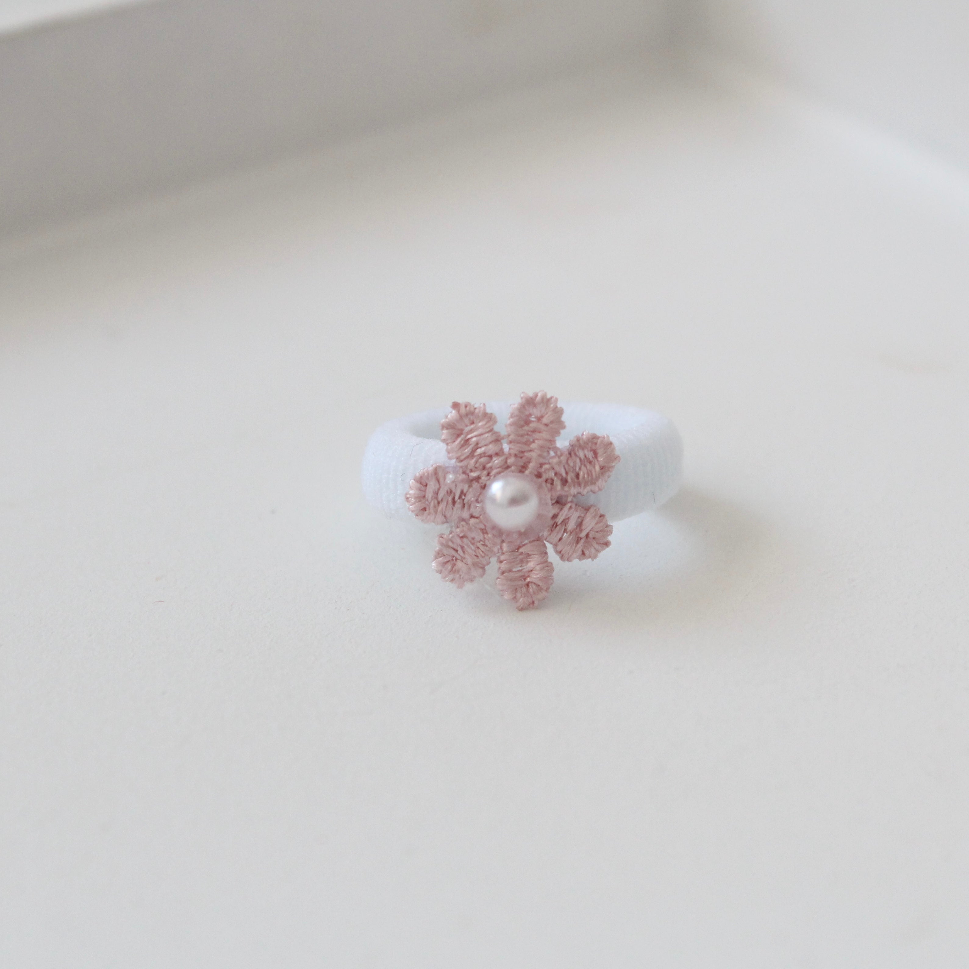 My first delicate bobbles | 9 colours