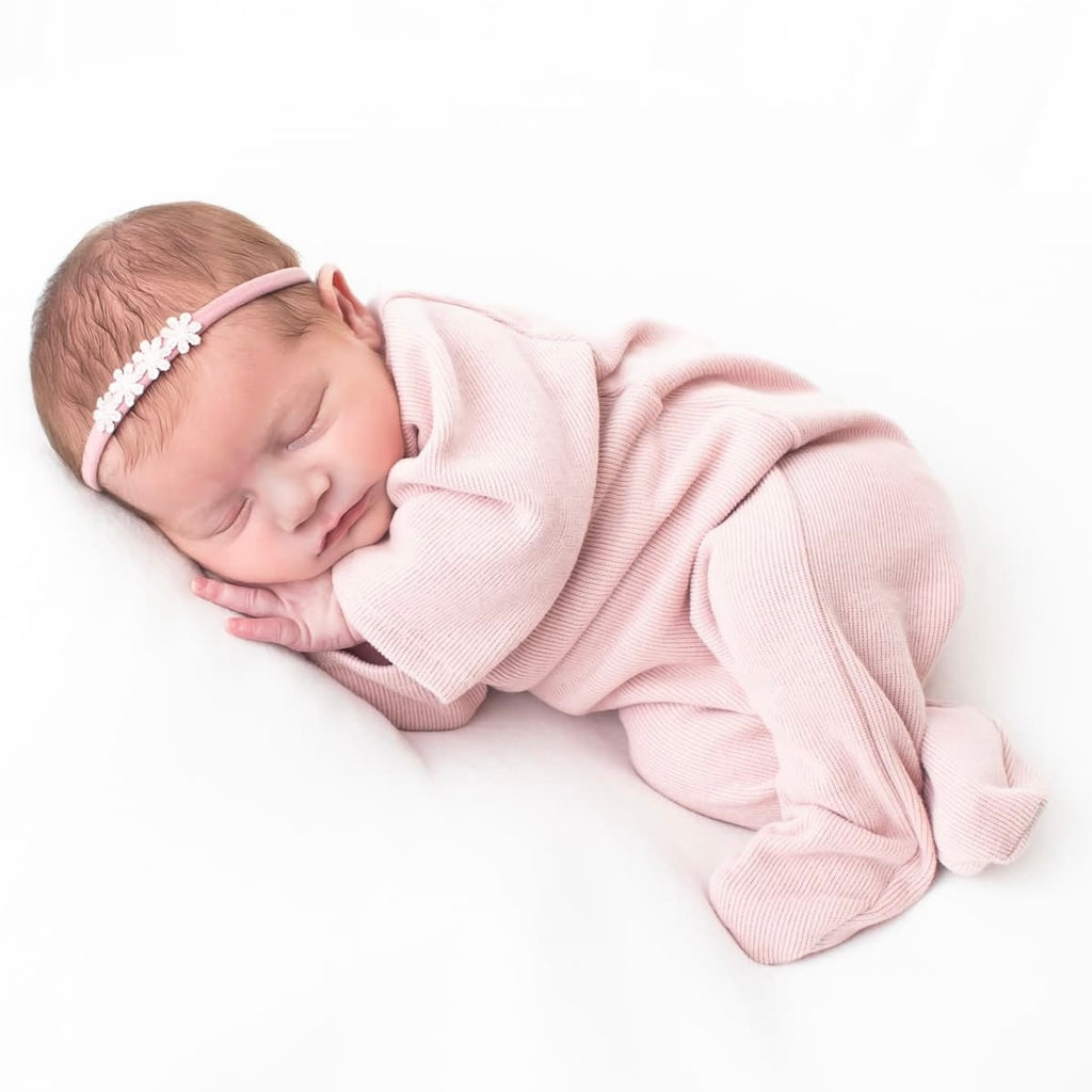 Dusky delicate daisy flowers | Clip or headband