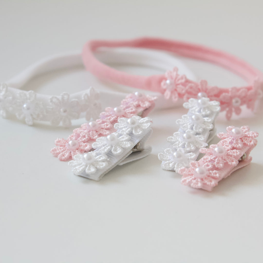Delicate daisy & pearl  flowers | Clip or headband | 2 Colours