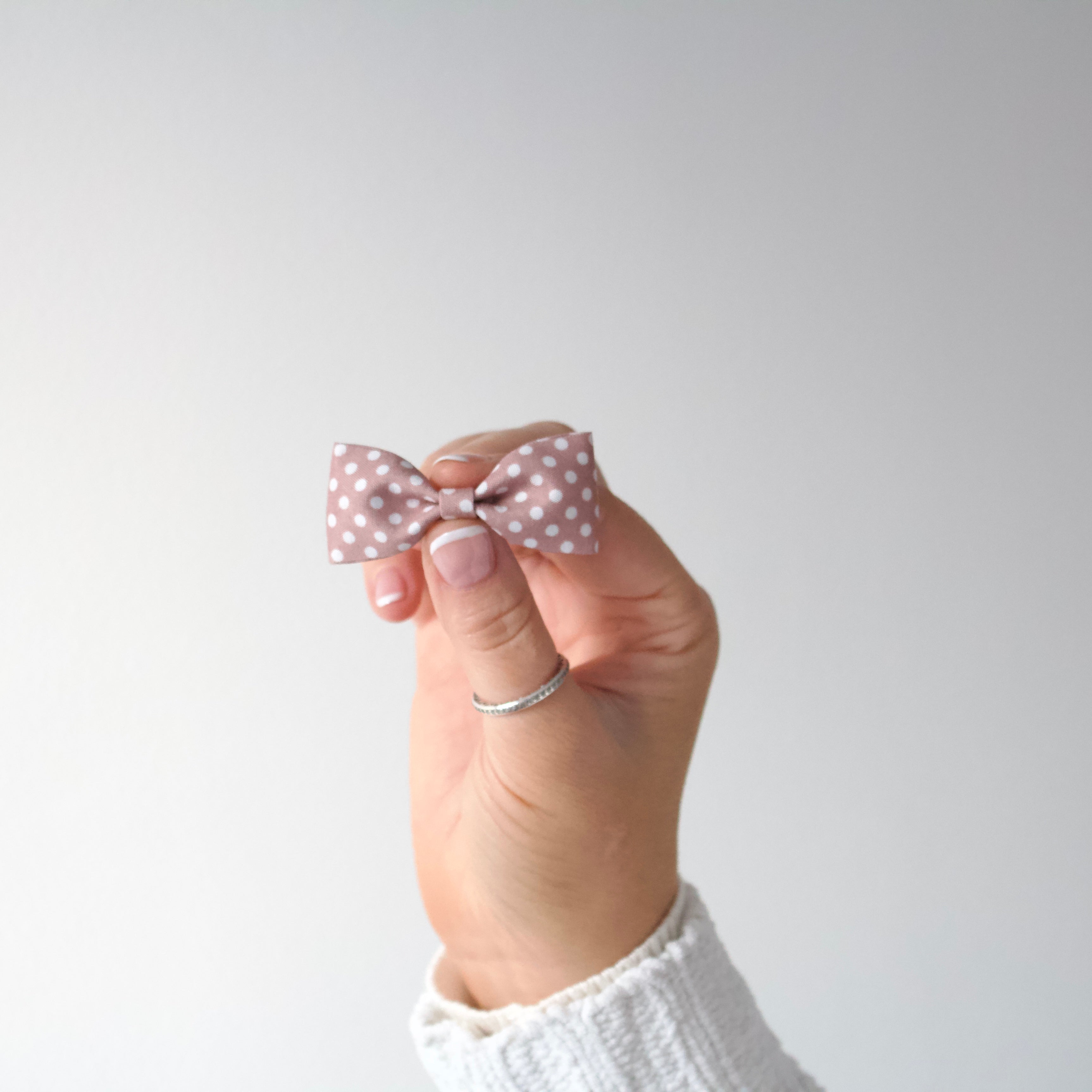 Polka dot pinch bow clips | 6 colours
