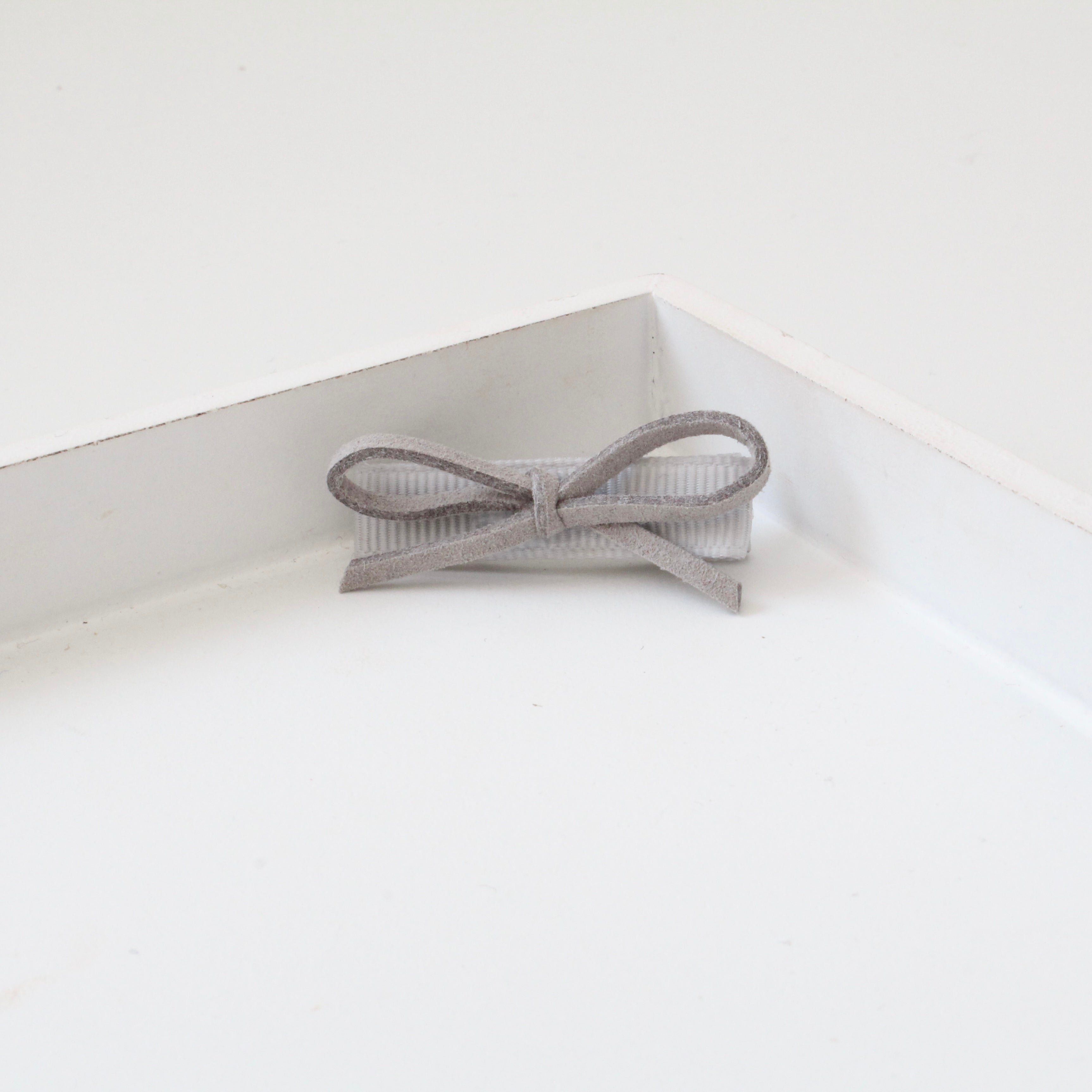 Suede bows | 17 colours