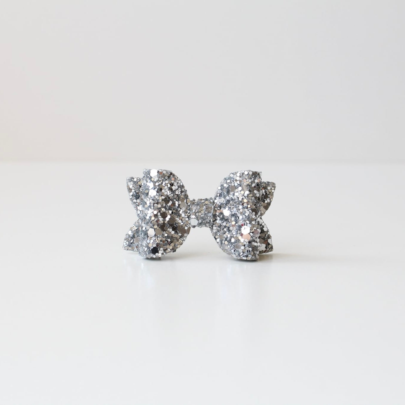Mini deluxe glitter bows | 22 Colours | Clip, headband or bobble