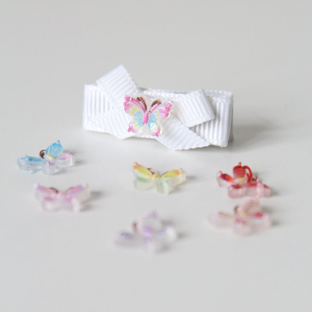 My first pastel ribbon butterfly clip | Random colour selected