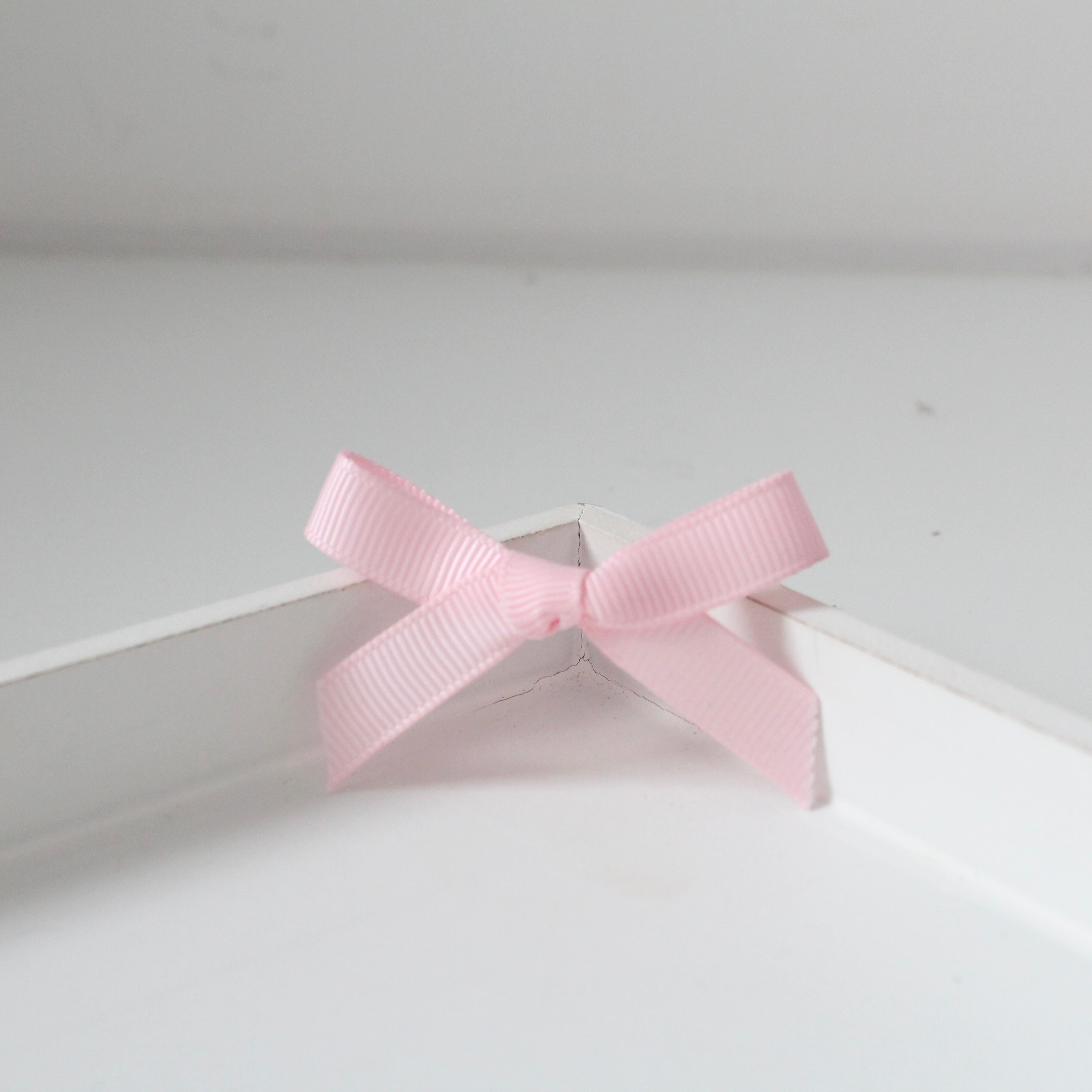 Hand tied ribbon bow clips | 41 Colours