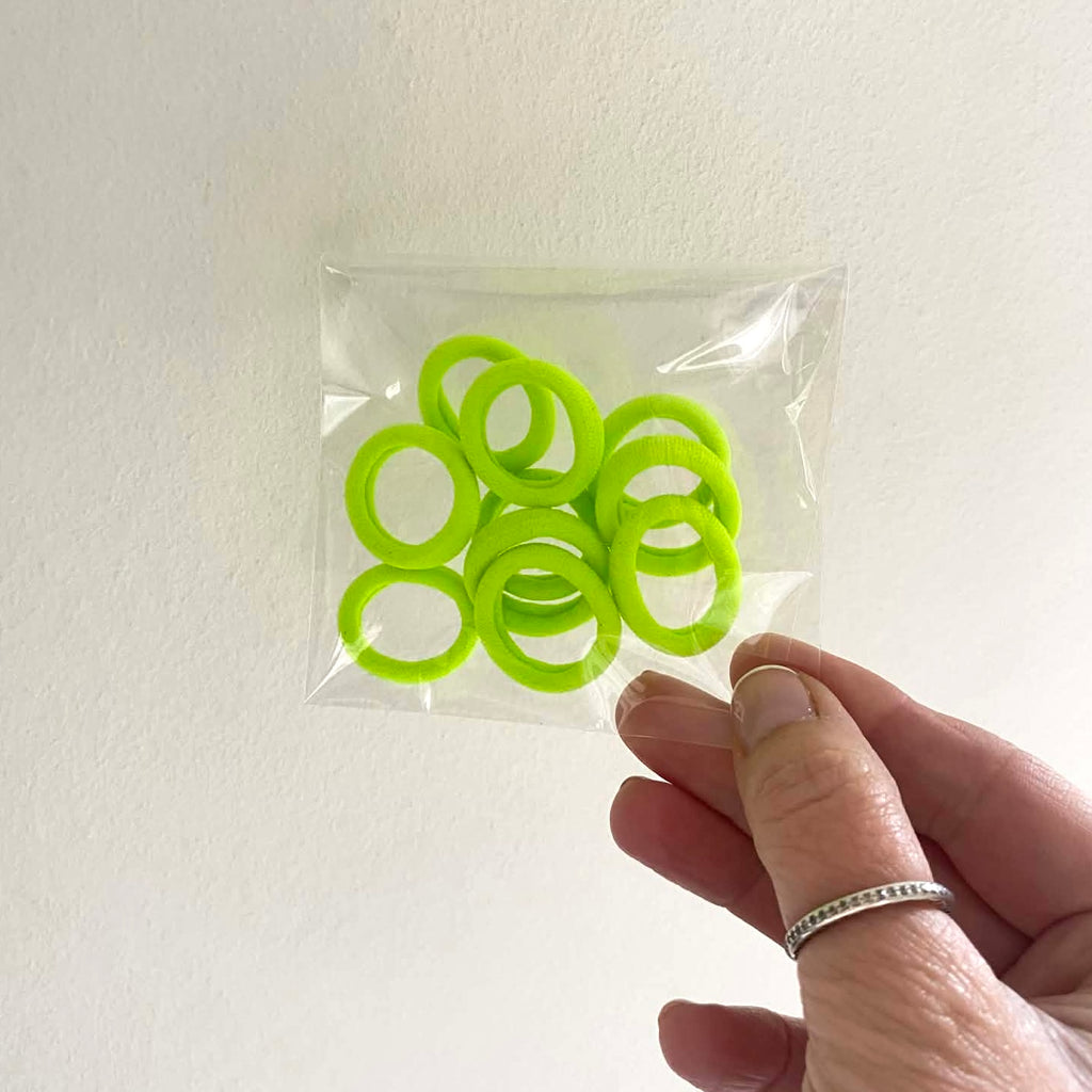 Nylon bobbles  | 8 colours