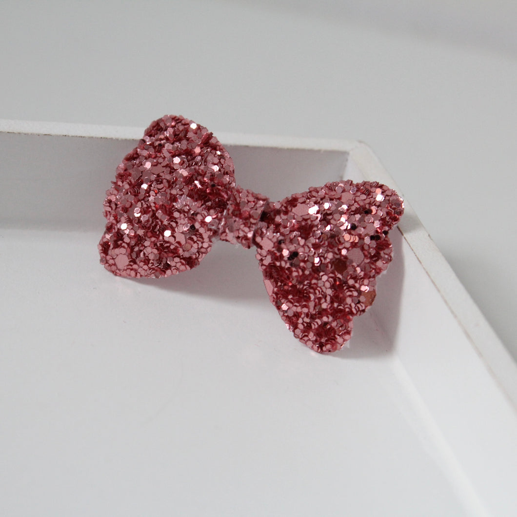 Blush scalloped glitter bows