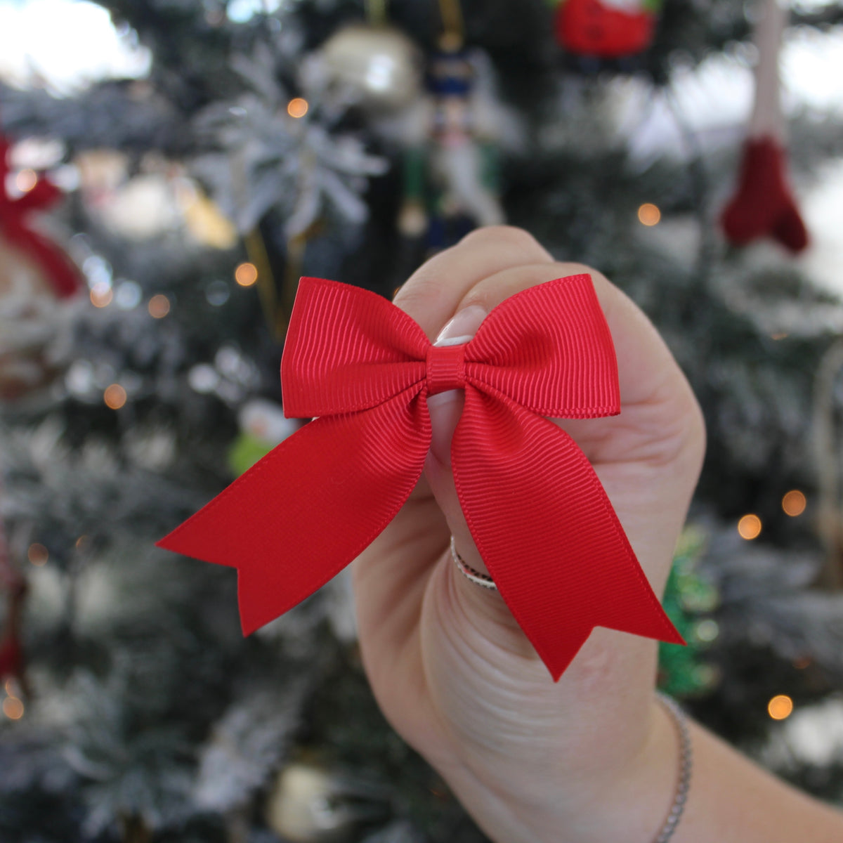 Red ribbon bow | Clip or bobble