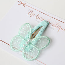 Load image into Gallery viewer, Delicate pearl butterfly snappy clips - 6 colours
