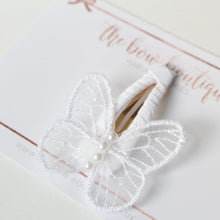 Load image into Gallery viewer, Delicate pearl butterfly snappy clips - 6 colours